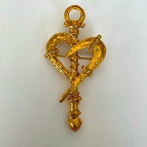 Christian Lacroix Pin